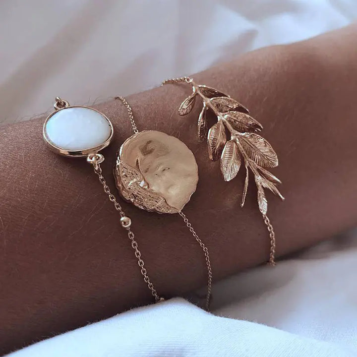 Geometric Hollow Leaf Pattern Jewelry Set (Five Pieces)