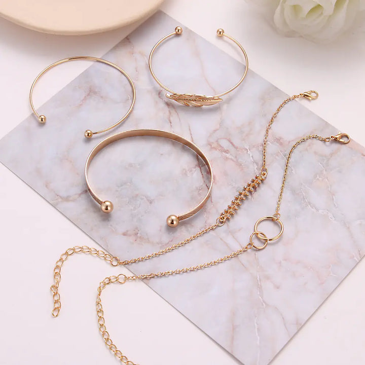 Geometric Hollow Leaf Pattern Jewelry Set (Five Pieces)