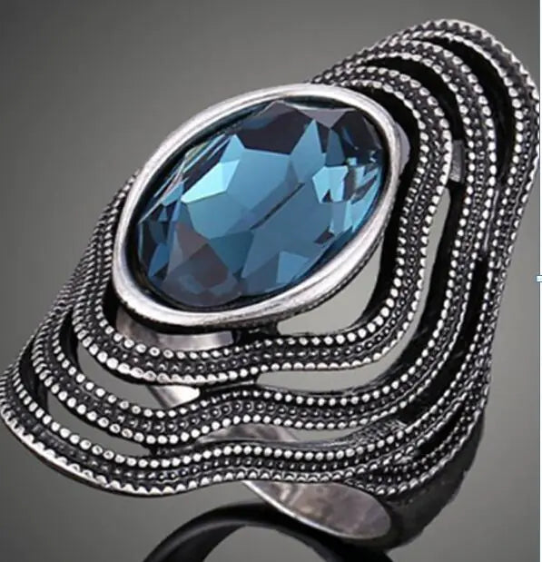 Geometric Hollow Crystal Ring